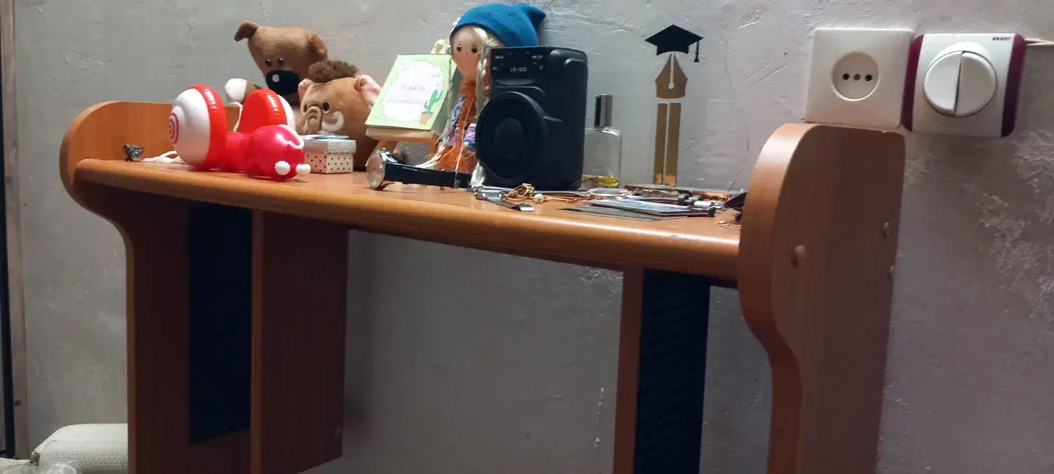 میز کامپیوتر با صندلی|میز تحریر و کامپیوتر|تولم شهر, |دیوار