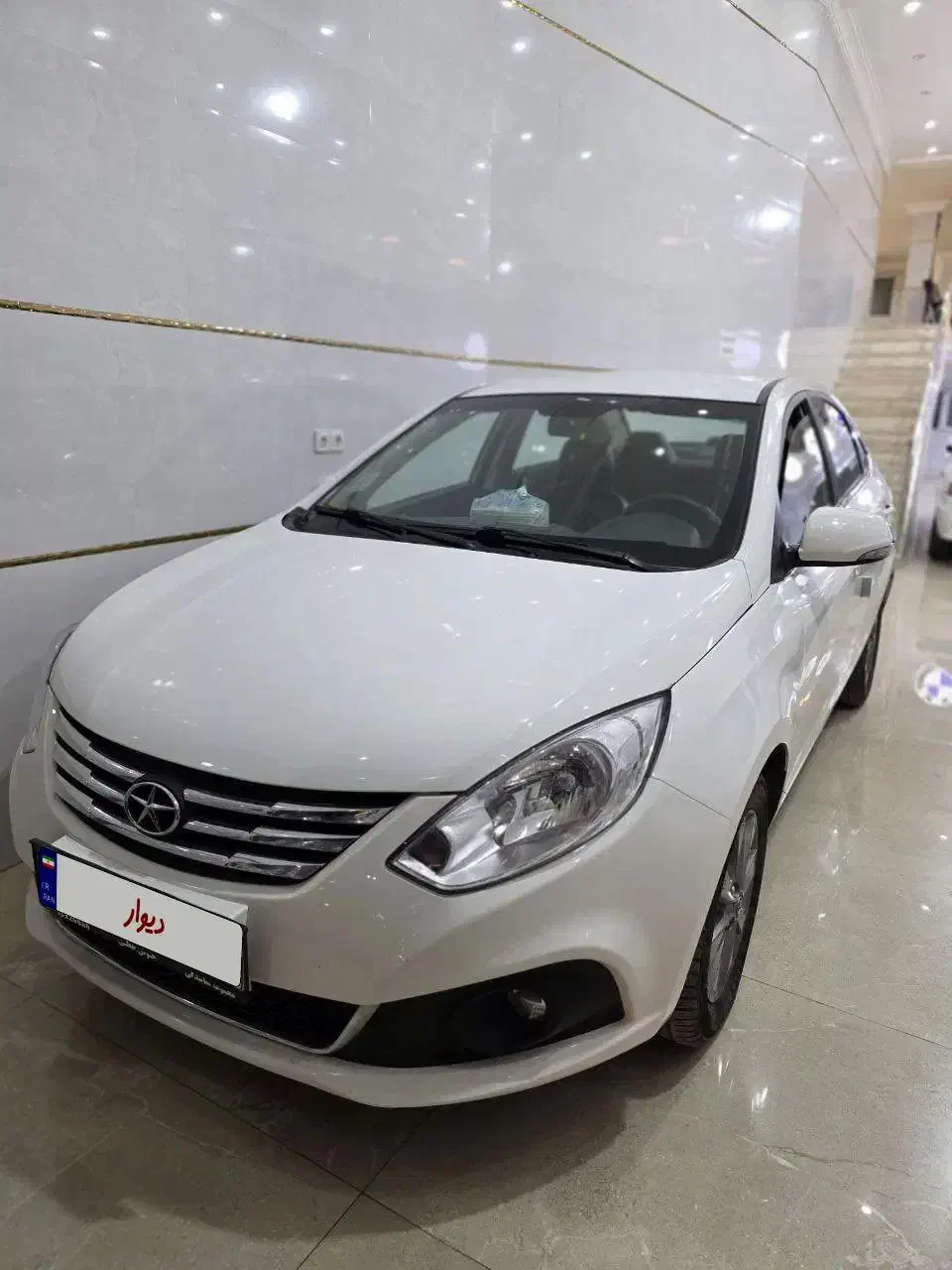 جک j4|خودرو سواری و وانت|میانه, |دیوار