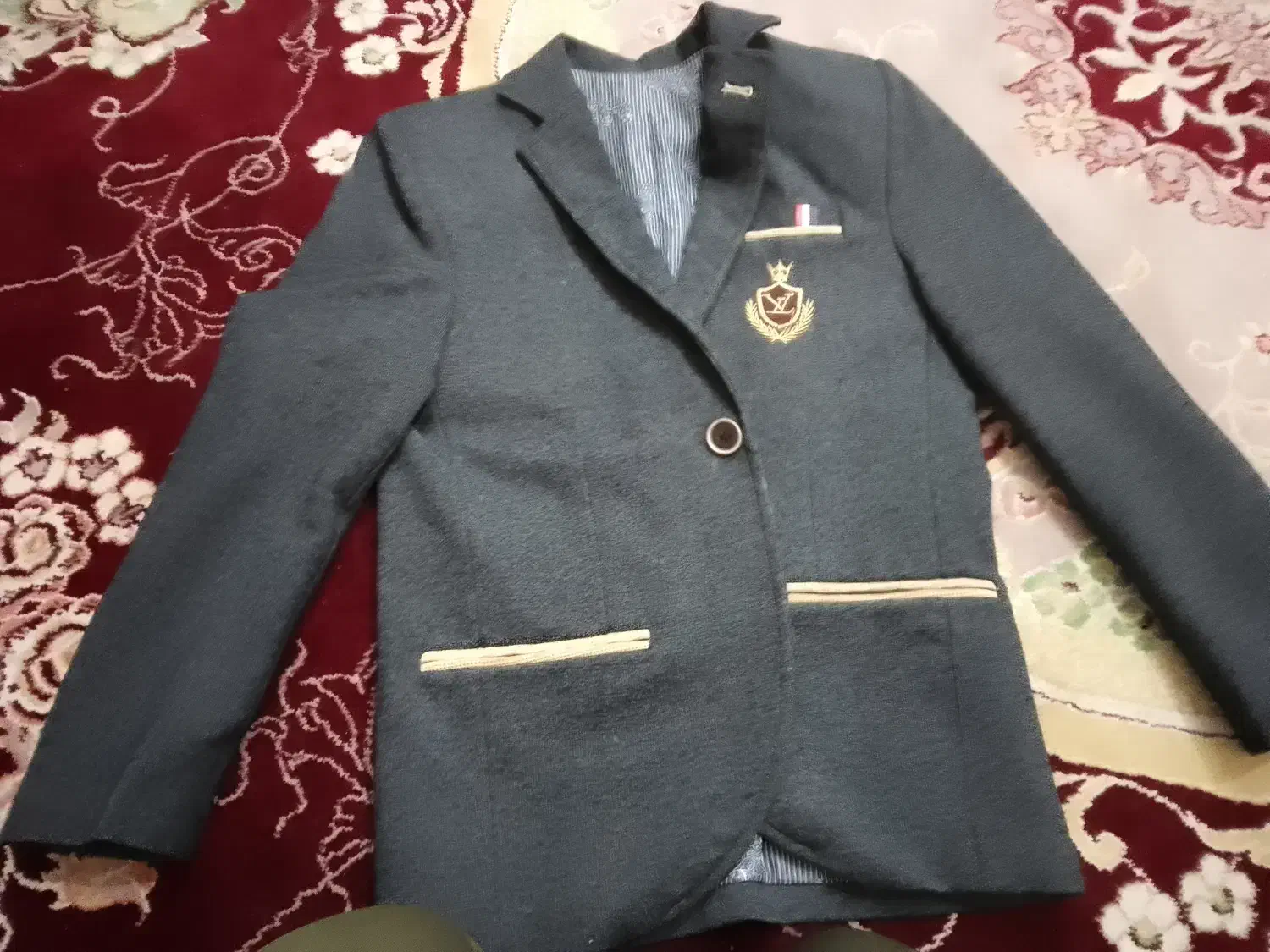 کت مجلسی|لباس|سبزوار, امیر کبیر|دیوار