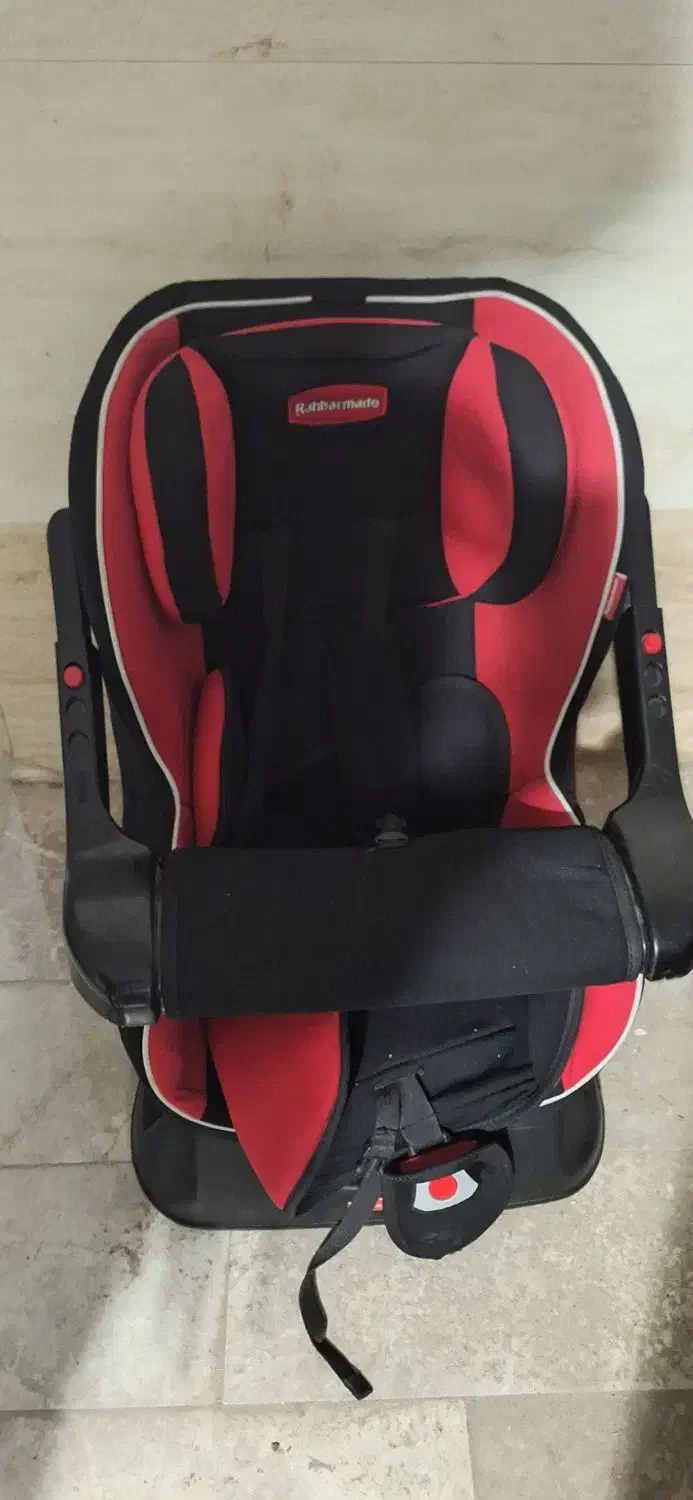 صندلی بچه در حد نو|کالسکه و لوازم جانبی|وحیدیه, |دیوار