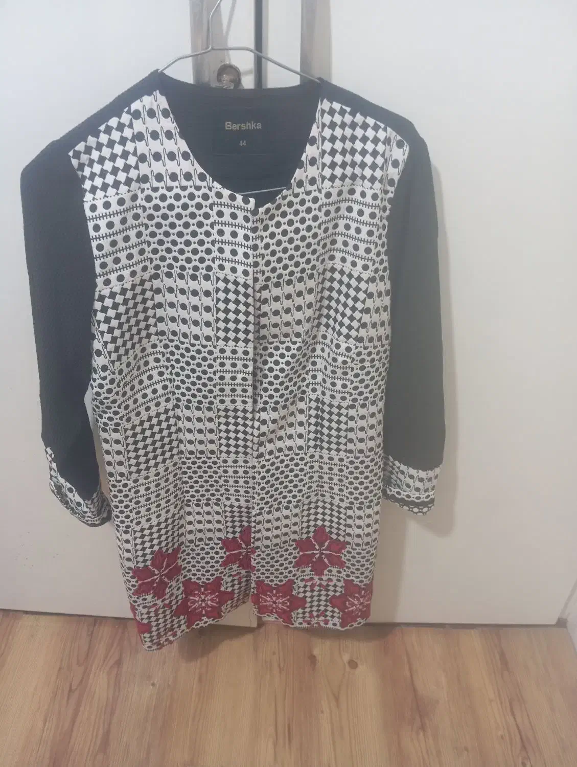 مانتو زنانه|لباس|پاکدشت, حصار امیر|دیوار