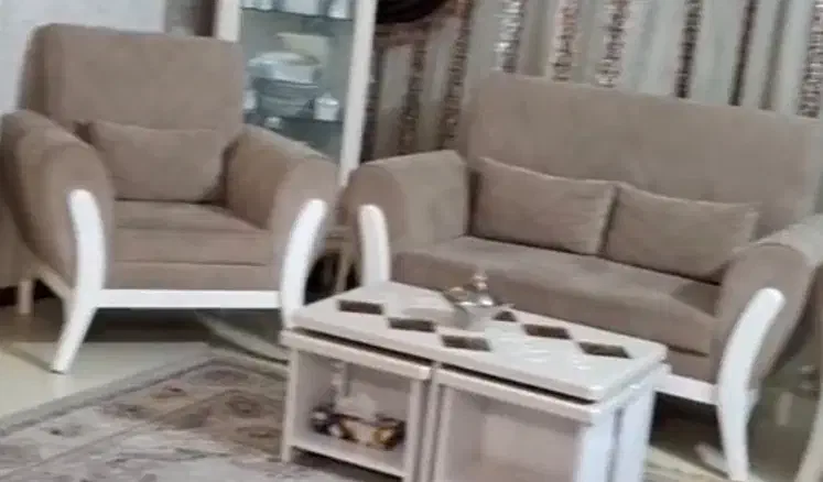 مبل|مبلمان خانگی و میز عسلی|فولادشهر, C5|دیوار