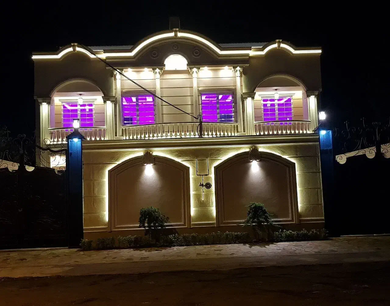 ویلایی ساحلی ۲۶۰ متر تریبلکس چمخاله|فروش خانه و ویلا|چاف و چمخاله, |دیوار