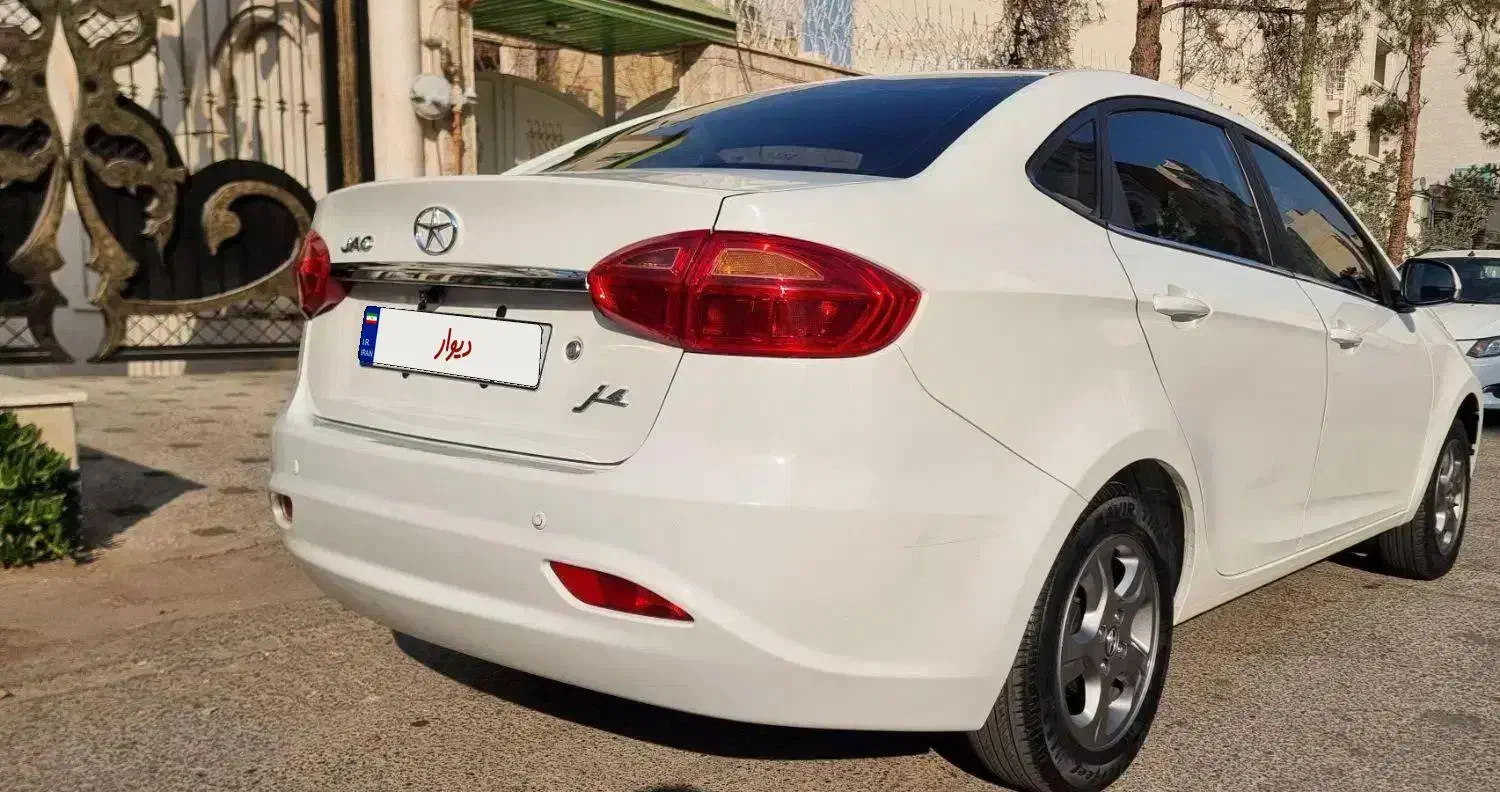 جک j4 اتومات بدون رنگ 1401|خودرو سواری و وانت|سمنان, |دیوار