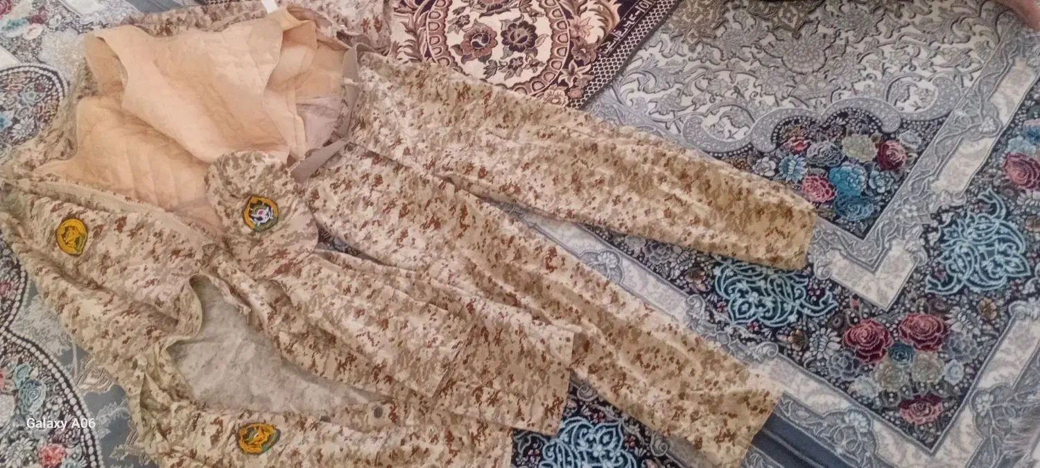 لباس.  نظامی. نو|لباس|خوشاب, |دیوار