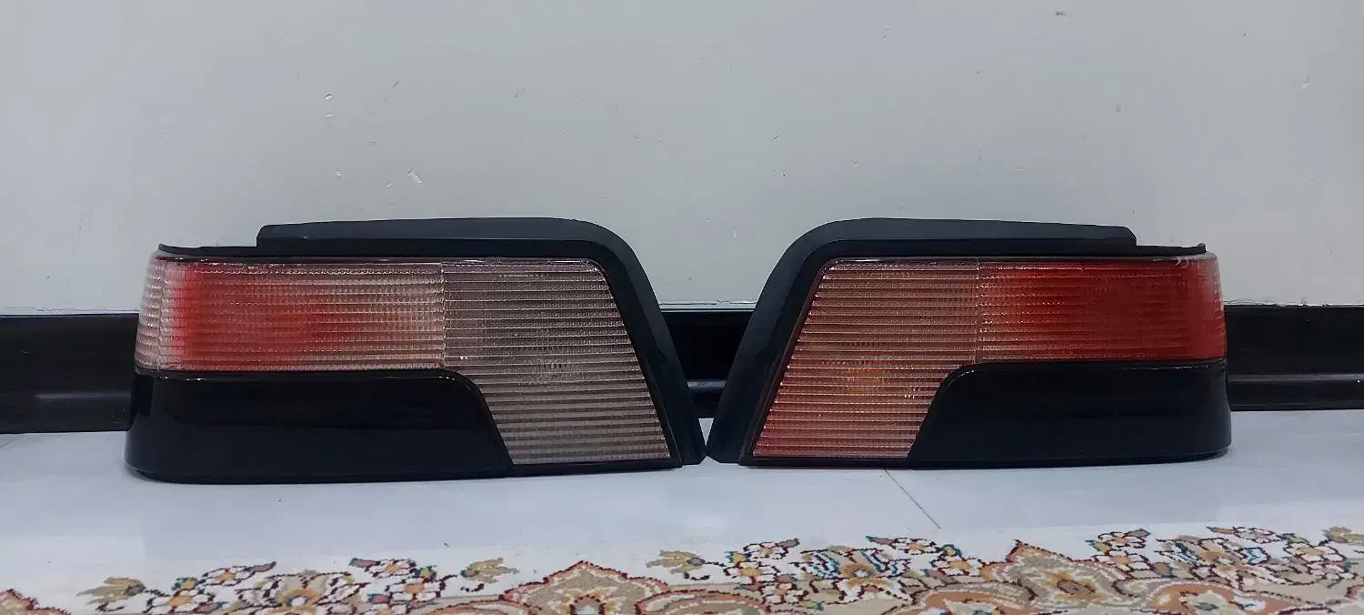 یک جفت چراغ عقب پژو ۴۰۵ سالم|قطعات یدکی و لوازم جانبی|شهریار, شهرک شاهد|دیوار