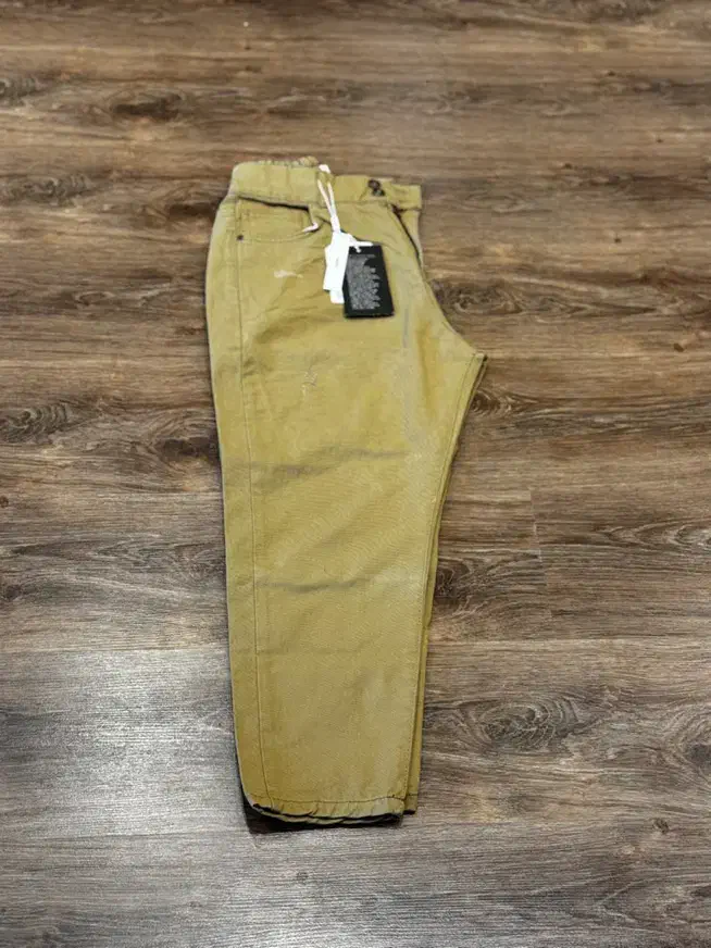 شلوار جین زنانه نو به علت جمع آوری مغازه|لباس|تبریز, |دیوار