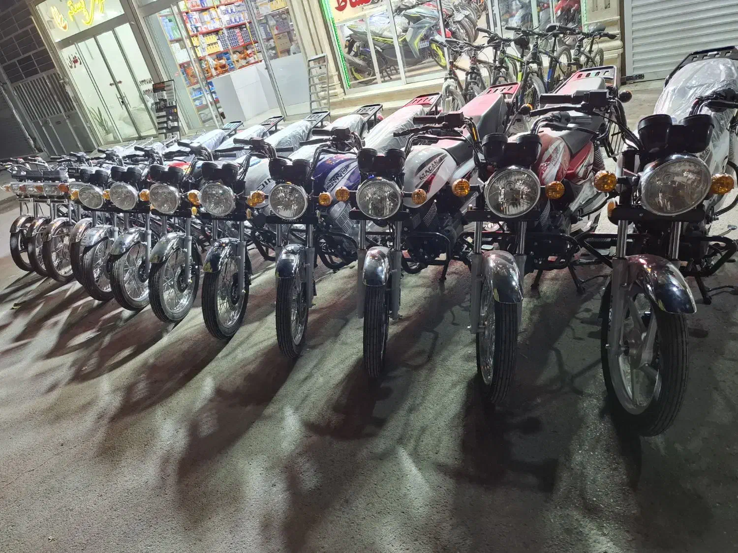 طرح باکسر تمام اقساط|موتورسیکلت|قم, نخودی|دیوار