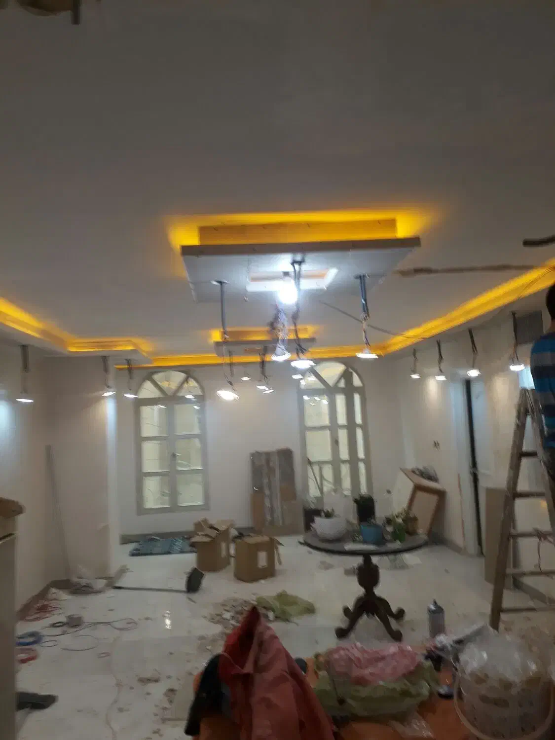 برقکار *برق کار کلیه کار های برقی *تک فاز|خدمات پیشه و مهارت|تهران, امام حسین|دیوار