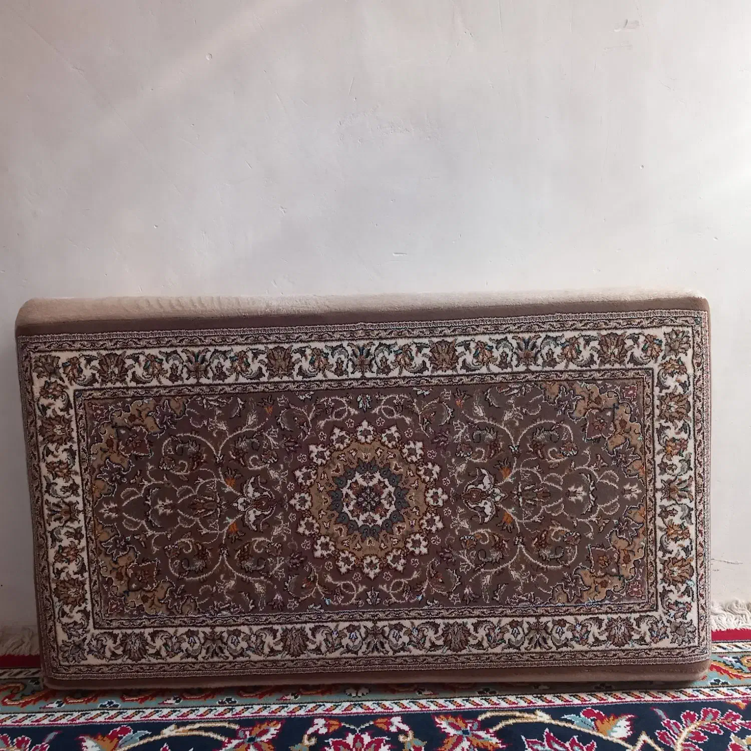 یک جفت پشتی نو نو|پشتی|مشهد, هدایت|دیوار