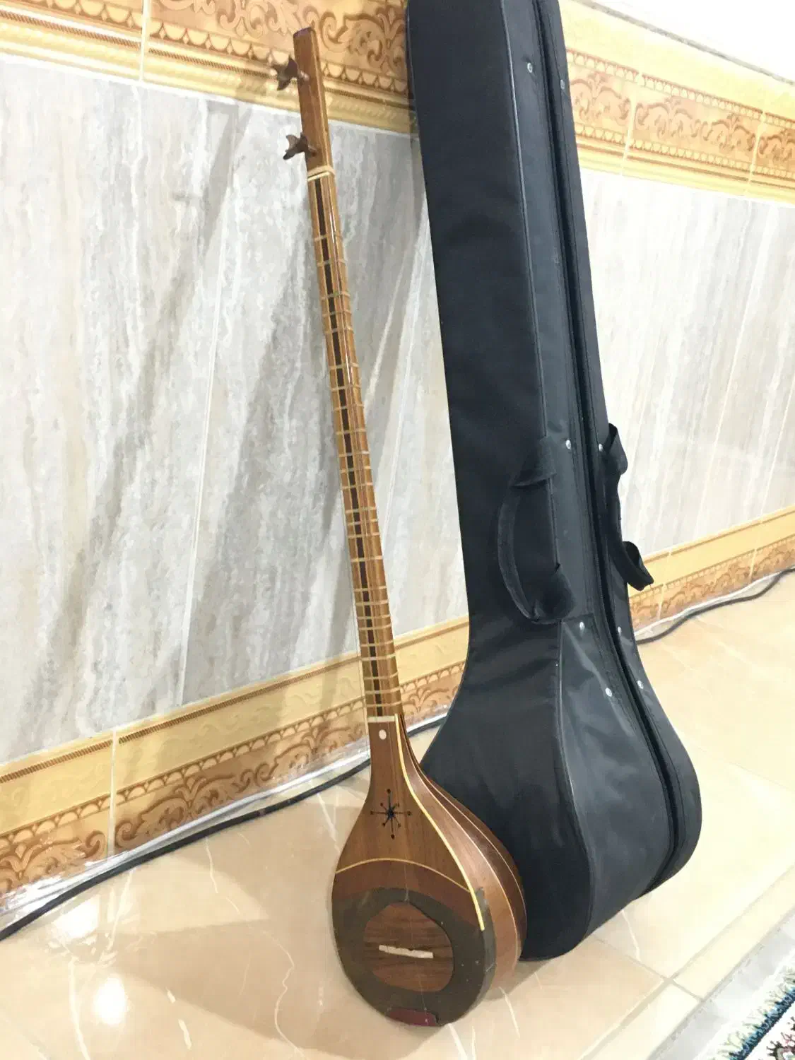 سه تار|سازهای سنتی|گرگان, |دیوار