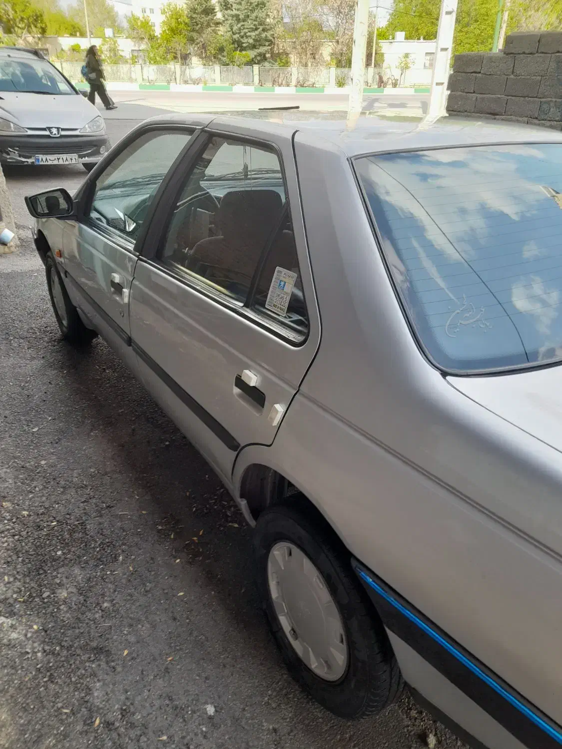 پژو۴۰۵ مدل۸۸|خودرو سواری و وانت|بروجرد, |دیوار