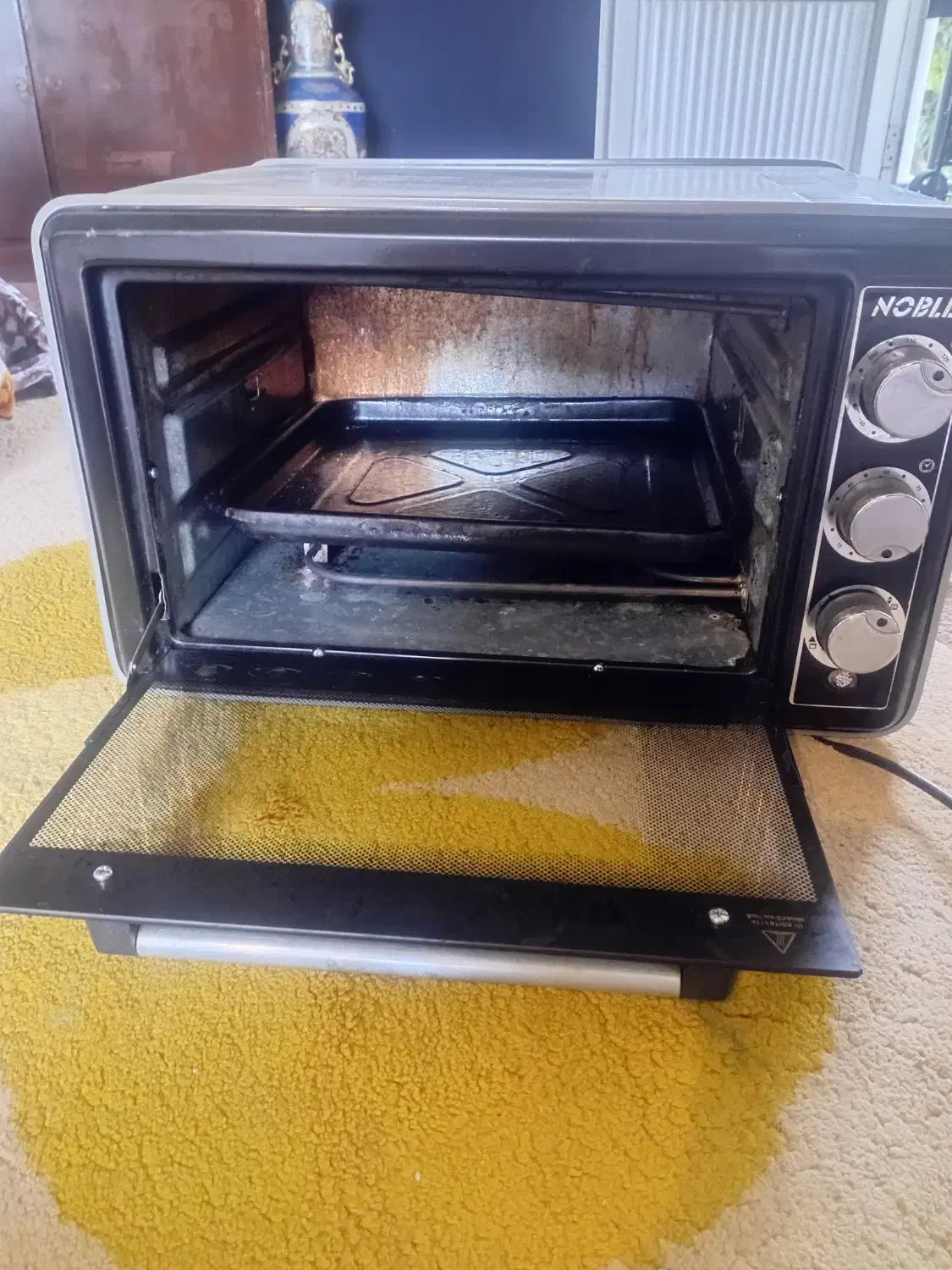 اون توستر سالم کارکرده.|اجاق گاز و لوازم برقی پخت‌وپز|بابلسر, |دیوار