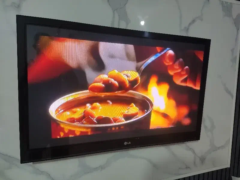 تلویزیون LG 42|تلویزیون و پروژکتور|اسلامآباد غرب, |دیوار