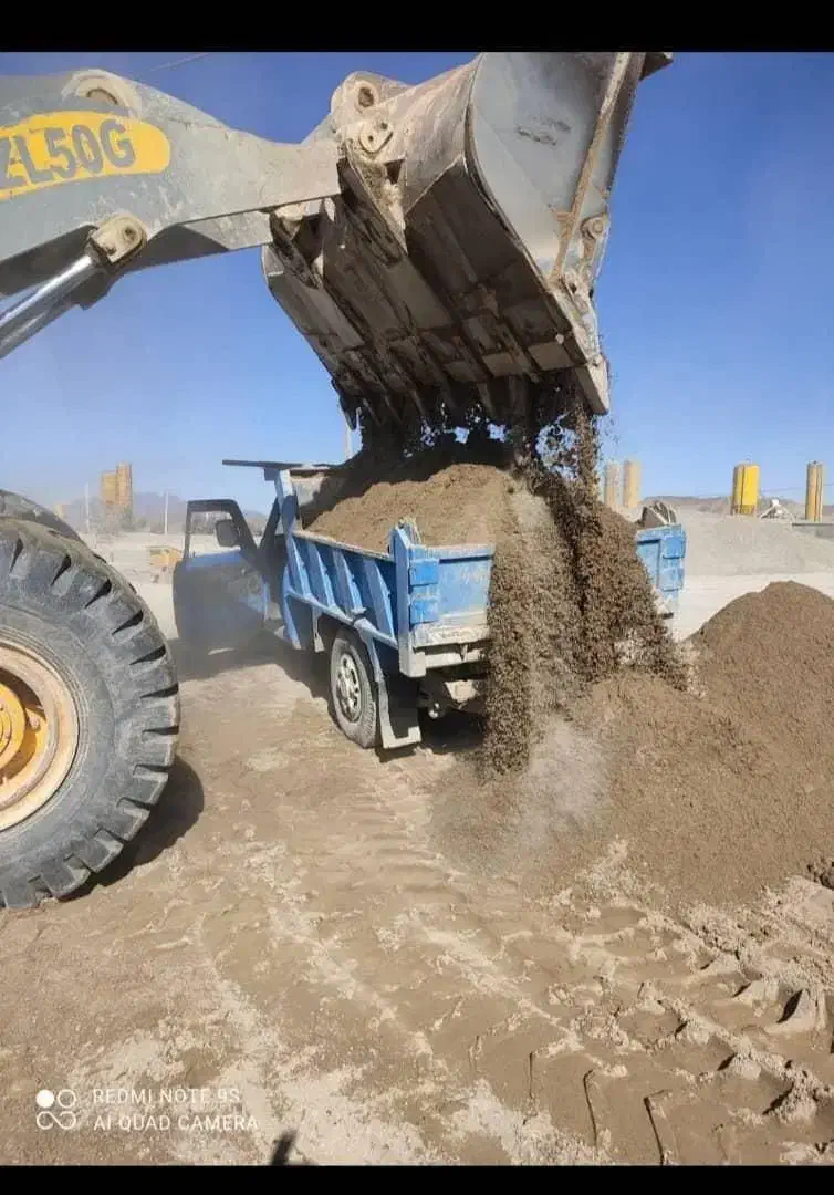 شن‌ماسه‌خاک‌نرم‌نخودی‌بادامی|مصالح و تجهیزات ساختمان|زاهدان, |دیوار