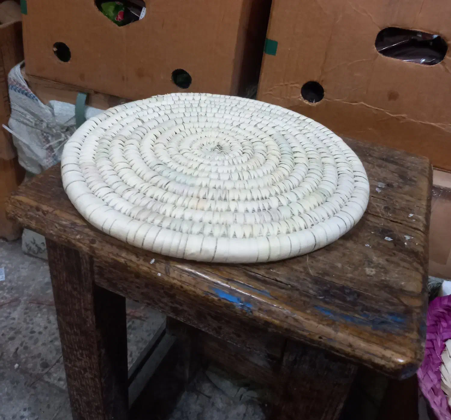 دیس بیضی، گرد و دمکن خرمایی|صنایع دستی و سایر لوازم تزئینی|رشت, پیرسرا|دیوار