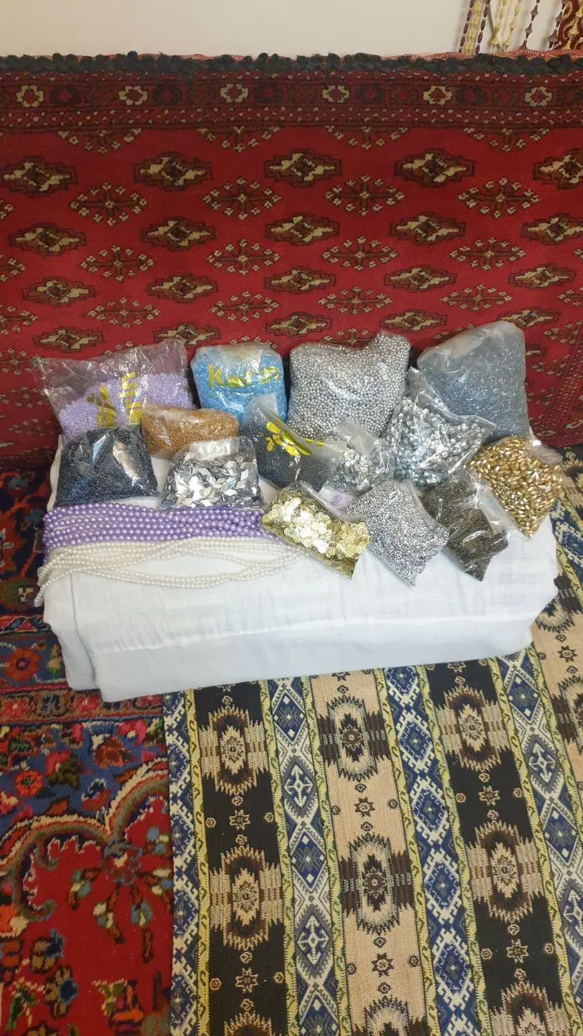 منجوق وپول وملیله شکسته هفت رنگ خارجی|لوازم خیاطی و بافتنی|تهران, مهرآباد|دیوار