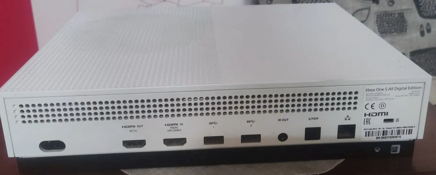 Xbox one s|کنسول، بازی ویدئویی و آنلاین|همدان, |دیوار