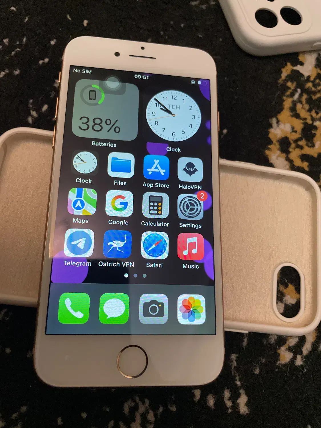 ایفون ۸ تمیز|موبایل|ملارد, |دیوار