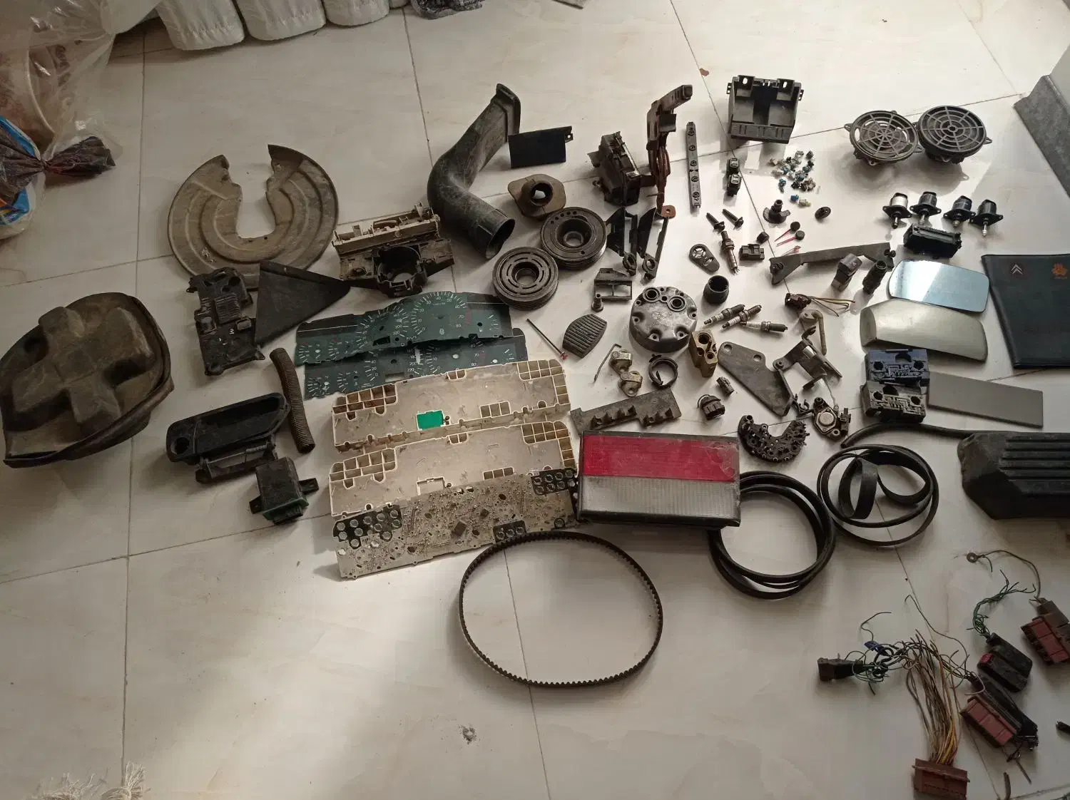 لوازم زانتیا 2000 فابریکی و اورجینال|قطعات یدکی و لوازم جانبی|قدس, شهر‌قدس|دیوار