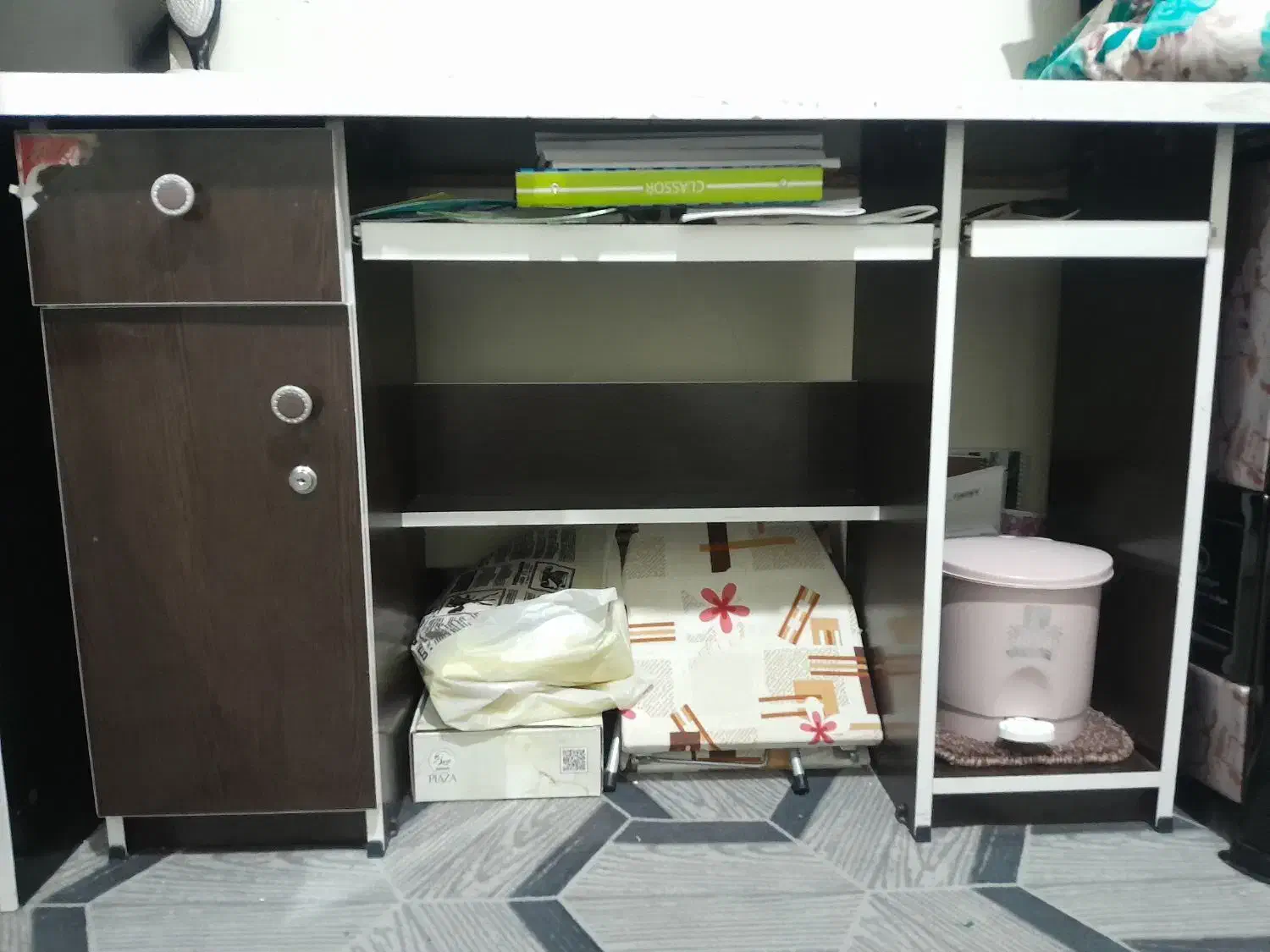 میز کامپیوتر|میز تحریر و کامپیوتر|زرندیه, |دیوار