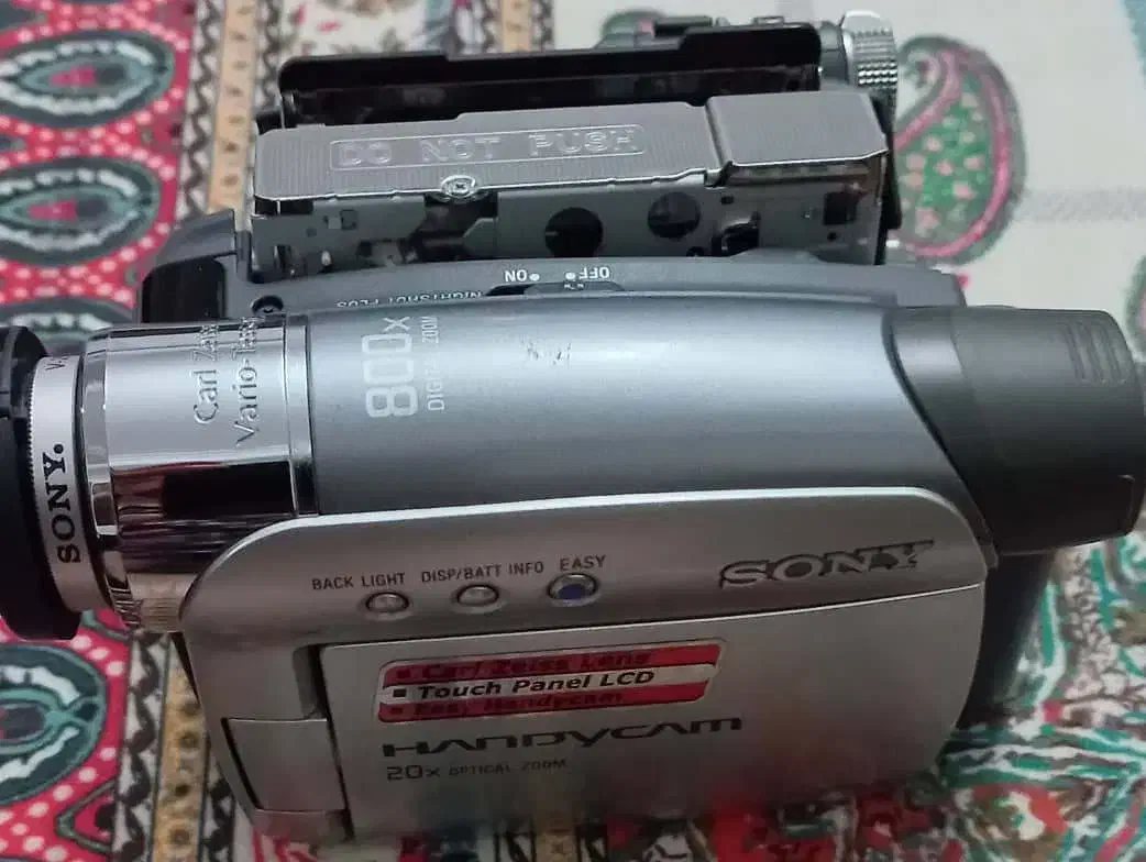 دوربین فیلم برداری سونی کار کرده اصل ژاپن|دوربین عکاسی و فیلم‌برداری|گرگان, |دیوار