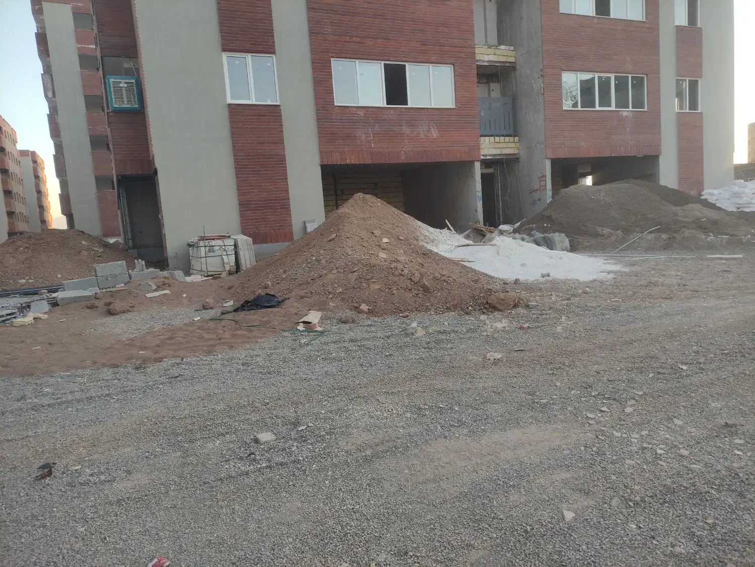 کارکنتراتی (شفته کاری)|استخدام معماری، عمران و ساختمانی|قم, مسکن مهر|دیوار