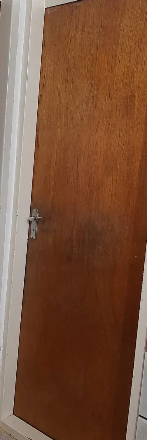 درب چوبی|مصالح و تجهیزات ساختمان|ابهر, |دیوار