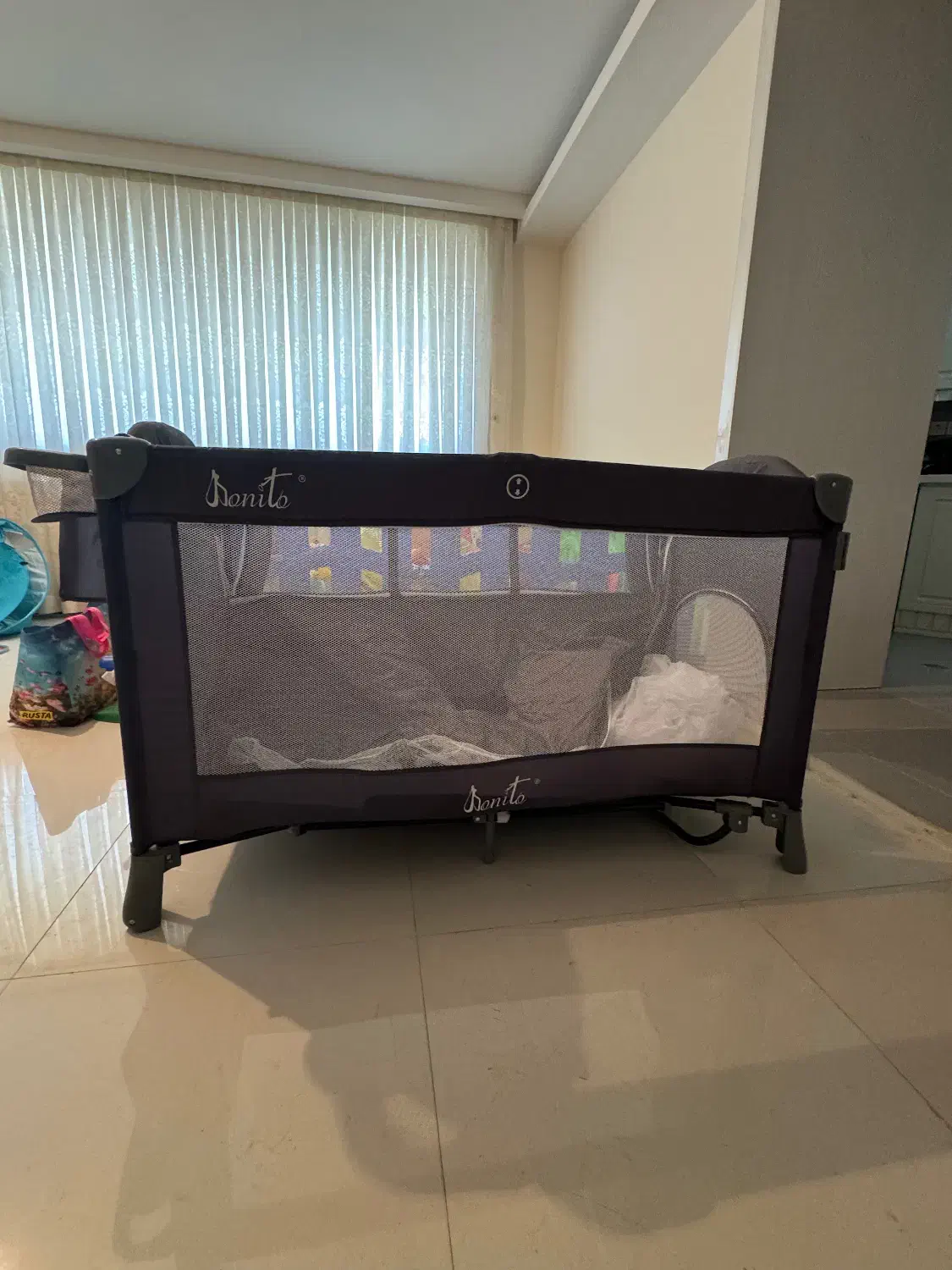 تخت پارک کودک|تخت و صندلی بچه|شیراز, ارم|دیوار