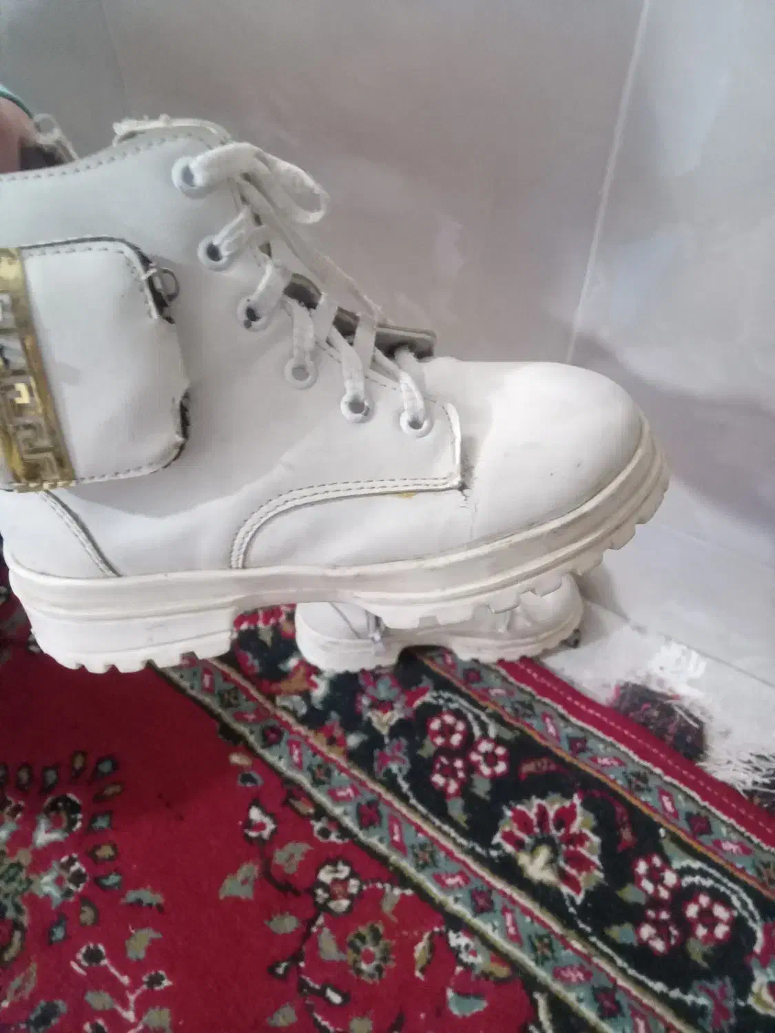 کفش و کت دامن|لباس|نیشابور, خط کاشمر|دیوار