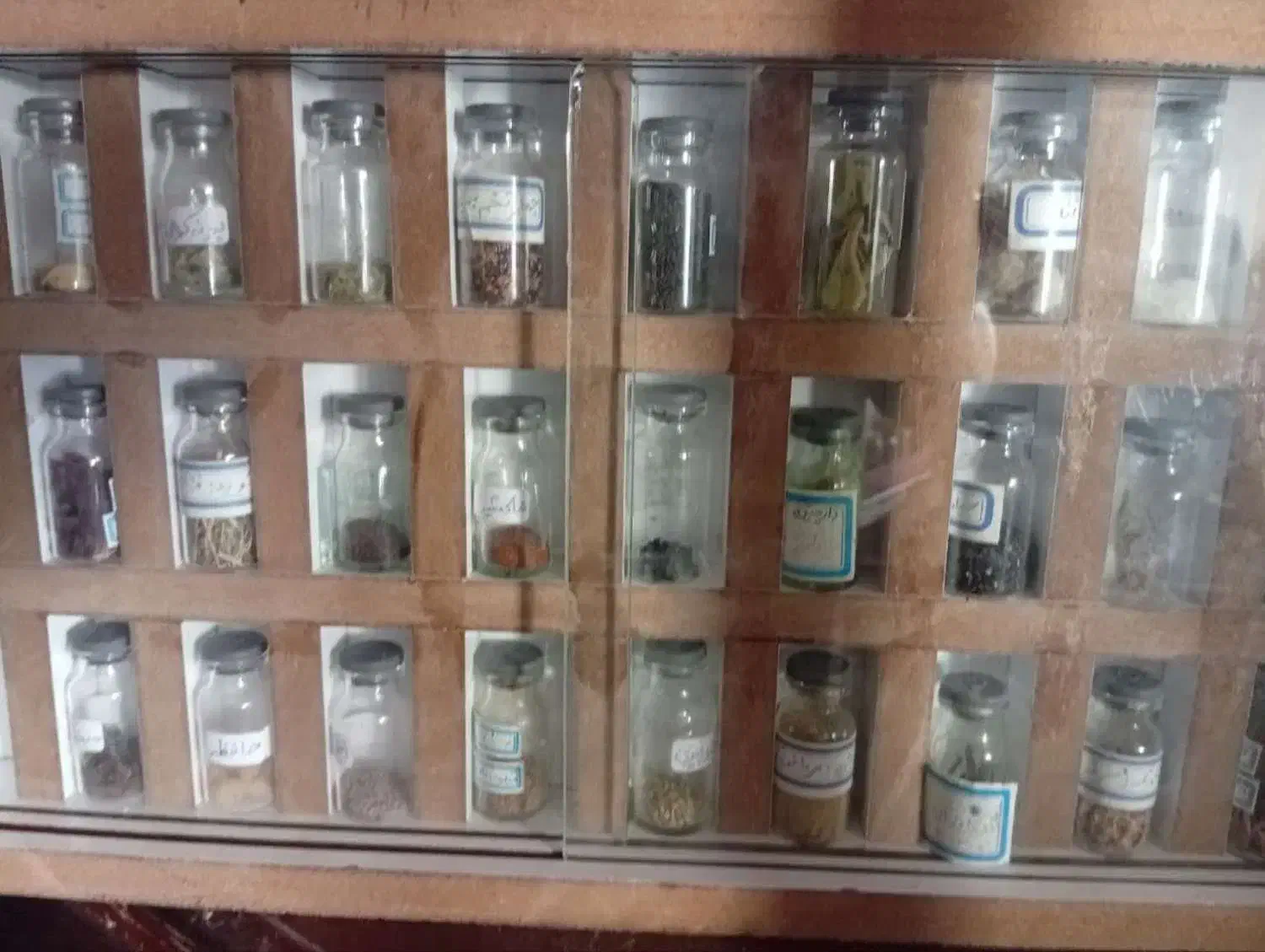 قفل و کلید و لوازم|کلکسیون سکه، تمبر، اسکناس|فلاورجان, |دیوار