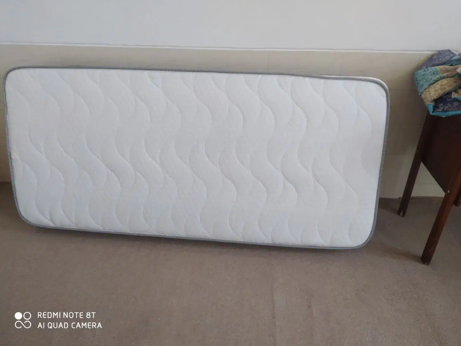 خوشخواب نرمین یک نفره|تشک تختخواب|مرودشت, فاز اول شهرک فرهنگیان|دیوار