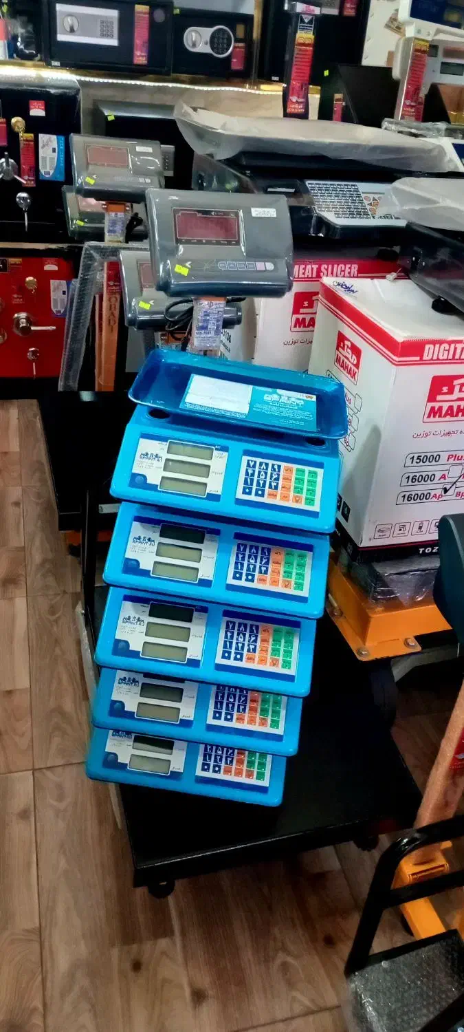 بلکفرایدی  باسکولت 40ک ترازو|فروشگاه و مغازه|لاهیجان, بازکیاگوراب|دیوار