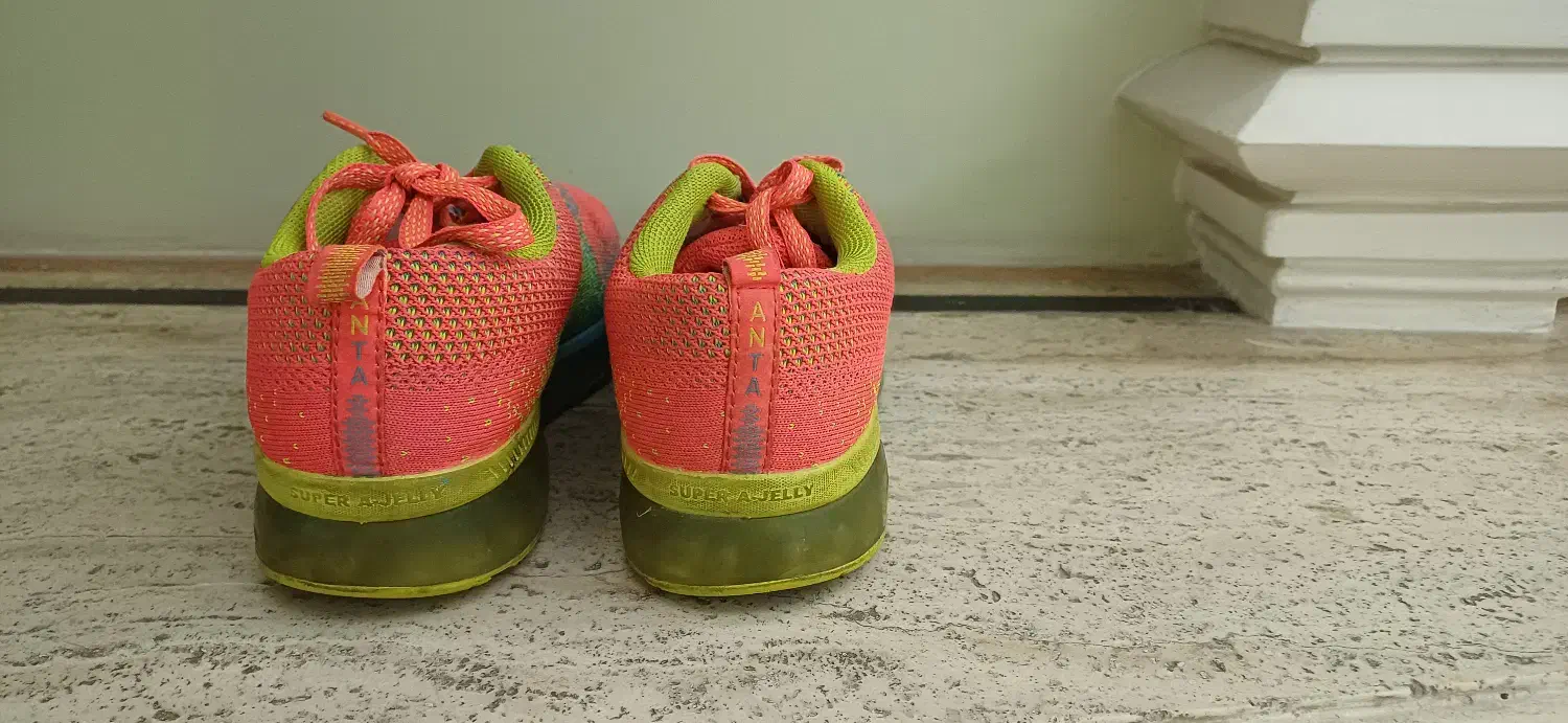 کتانی از برند انتا|کیف، کفش، کمربند|تهران, تجریش|دیوار