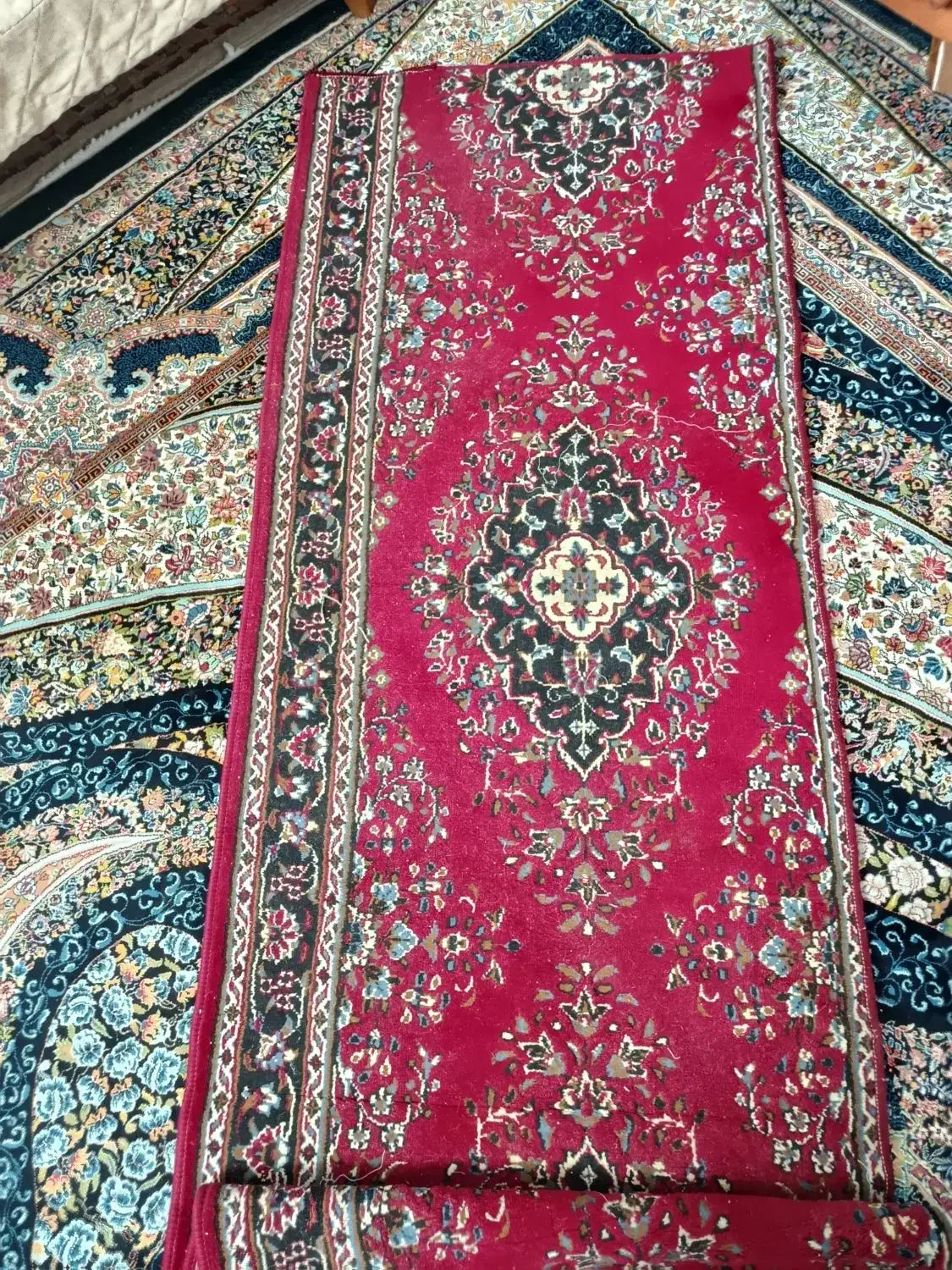 فروش یک تخته فرش کناره|فرش|شیراز, قدوسی غربی|دیوار