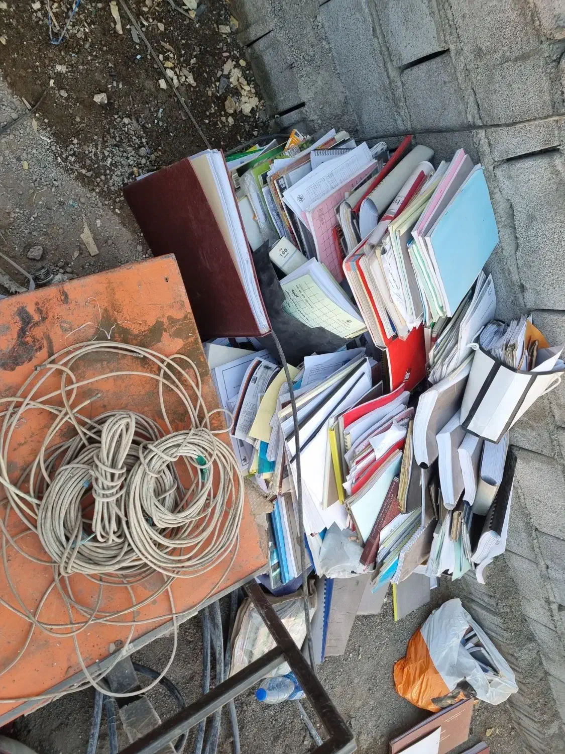 خرید وفروش لاک پت پلاستیک کارتن کاغذکتاب|عمده‌فروشی|مشهد, طلاب|دیوار