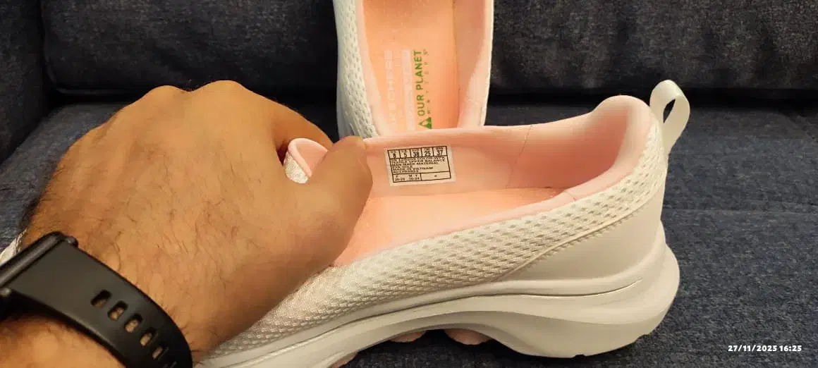 کتانی زنانه اسکیچر اصلی|کیف، کفش، کمربند|پردیس, فاز ۸|دیوار