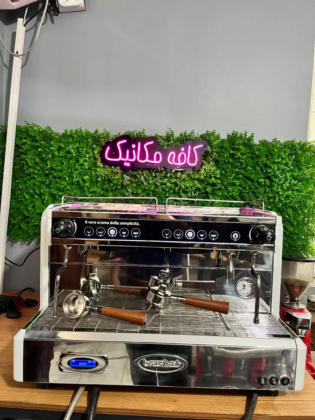 دستگاه اسپرسو برزیلیا2019|کافی‌شاپ و رستوران|تهران, علم و صنعت|دیوار