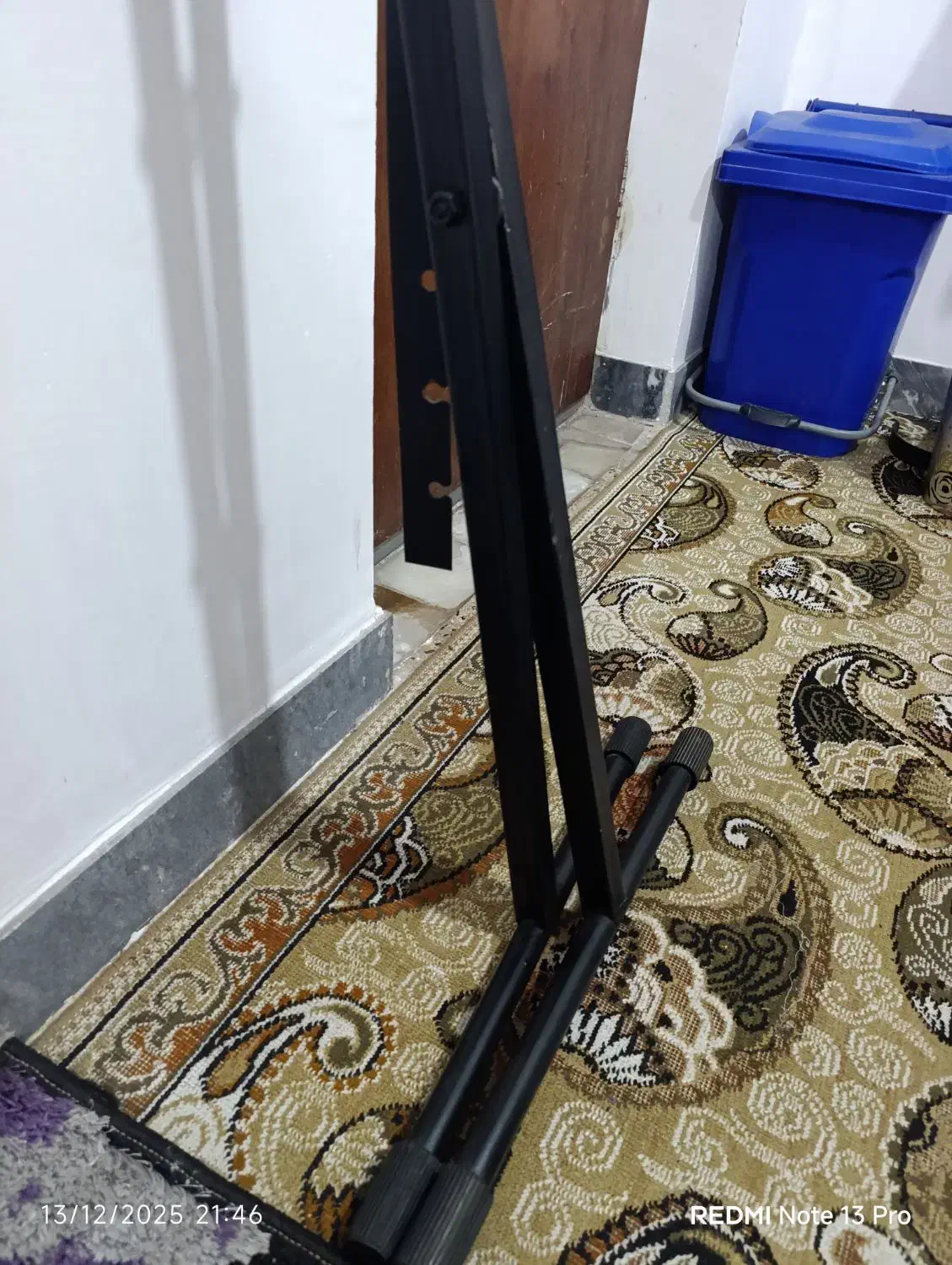 پایه ارگ|گیتار، بیس، امپلیفایر|رشت, توشیبا|دیوار