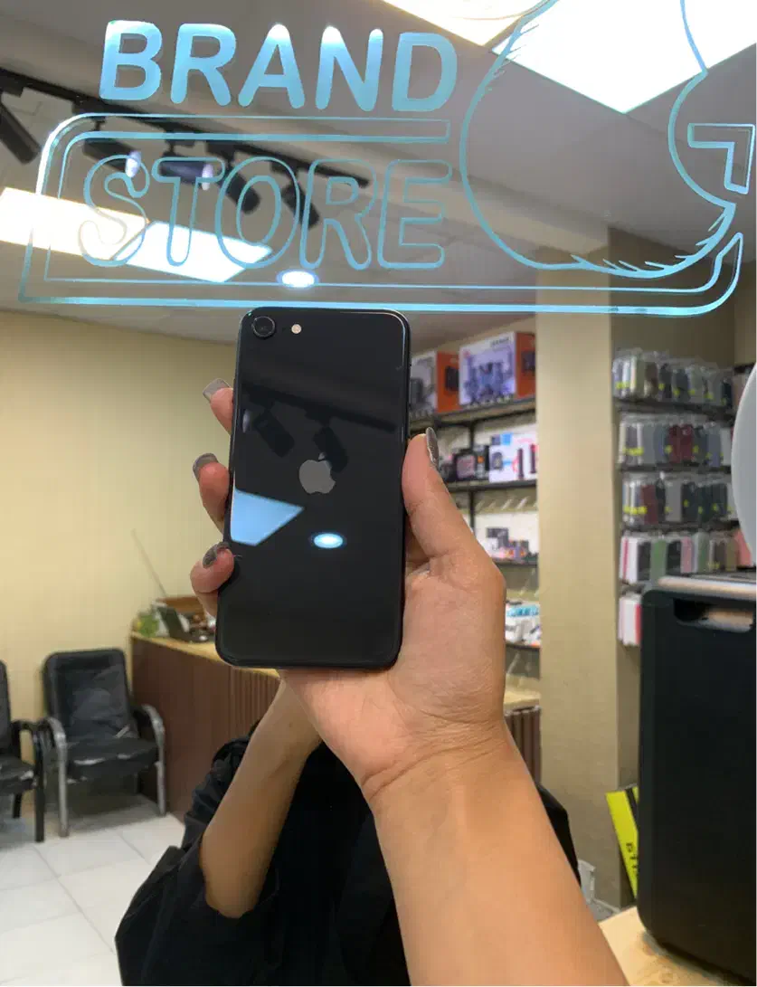 iphone se2020|موبایل|بجنورد, |دیوار