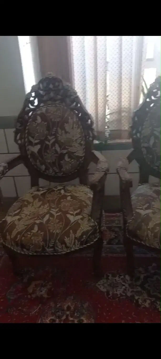 مبل سلطنتی هفت نفره و میزناهارخوری ده نفره|مبلمان خانگی و میز عسلی|کازرون, |دیوار