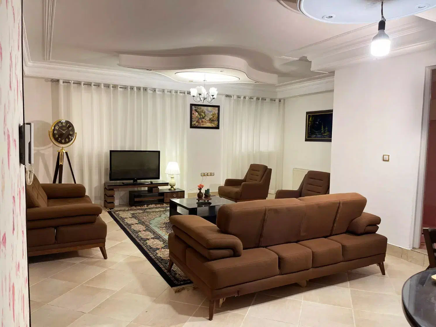 آپارتمان اجاره‌ای/تاپ لوکیشن/زیره قیمت/فوری|اجارهٔ آپارتمان|نور, |دیوار