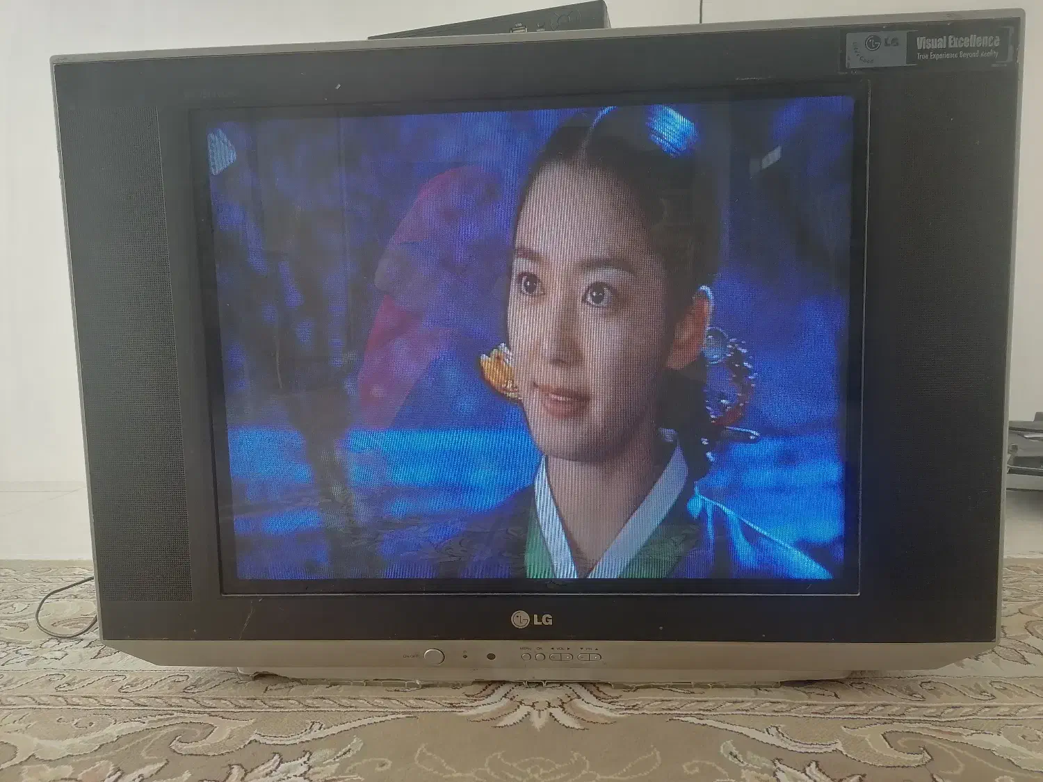 تلوزیون ال جی29 ضمانتی|تلویزیون و پروژکتور|آزادشهر, |دیوار