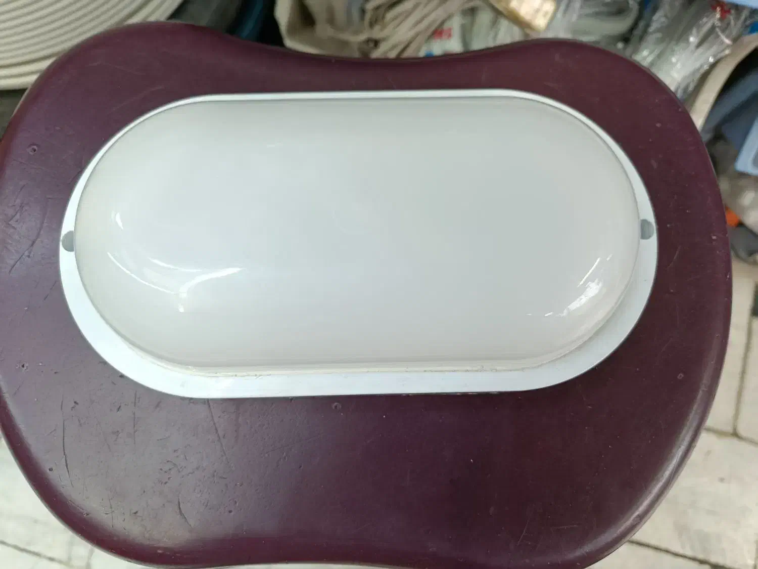 چراغ واترپروف حمامی|لامپ و چراغ|قم, الوندیه و گذر صادق|دیوار