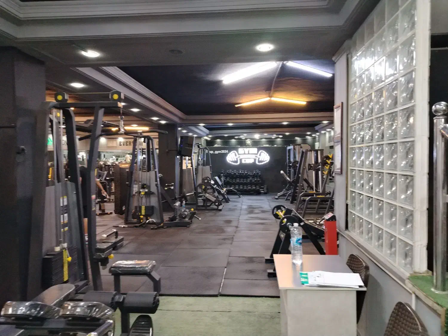 اجاره بوفه باشگاه|اجارهٔ مغازه و غرفه|کرج, مطهری|دیوار