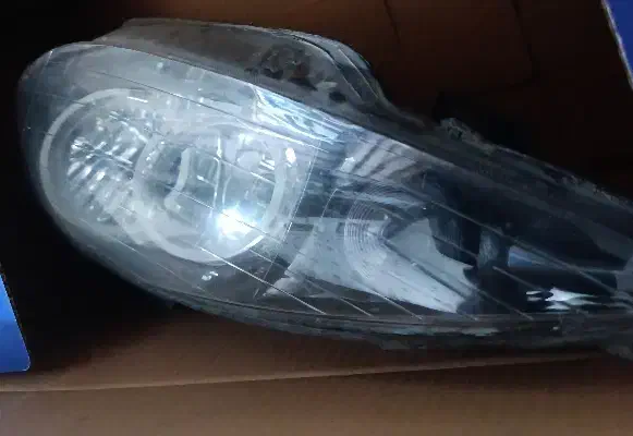 چراغ کامل پژو ۲۰۶|قطعات یدکی و لوازم جانبی|شیراز, ده پیاله|دیوار