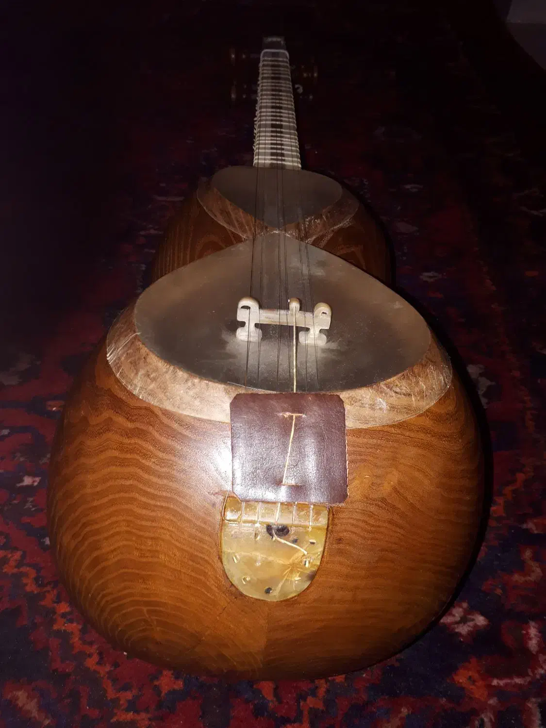 تار قدیمی|سازهای سنتی|نسیم‌شهر, |دیوار