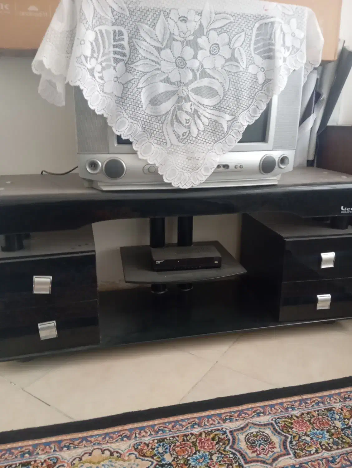 تلویزیون و میز|تلویزیون و پروژکتور|کرمان, |دیوار