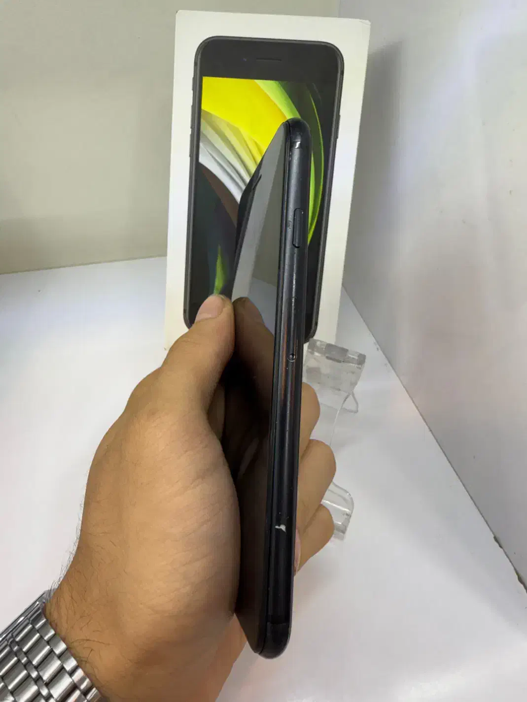 آیفون SE حافظه ۱۲۸ گیگابایت باتری 75%|موبایل|کرج, گوهردشت|دیوار