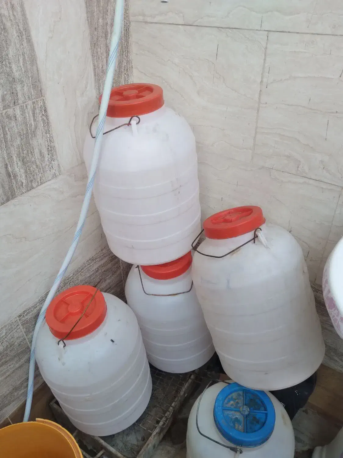 بشک ۲۵لیتری|ظروف نگهدارنده، پلاستیکی، یک‌بارمصرف|اهواز, شهرک برق|دیوار